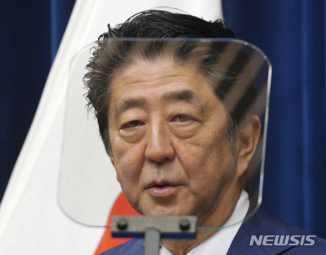 아베, 레이더 영상 공개 강행…"강제징용 판결에 화 나 있어"