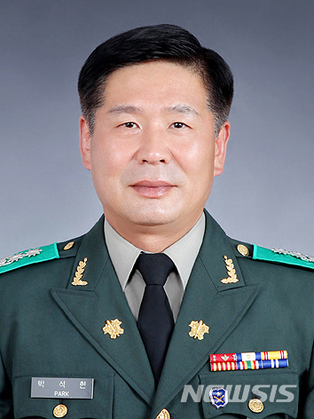 【완주=뉴시스】윤난슬 기자 = 우석대는 153학군단이 국방부의 '2018년 학군단 설치대학 평가'에서 최고등급인 우수 학군단에 선정됐다고 14일 밝혔다. 박석현 학군단장. 2018.12.14.(사진=우석대 제공) photo@newsis.com