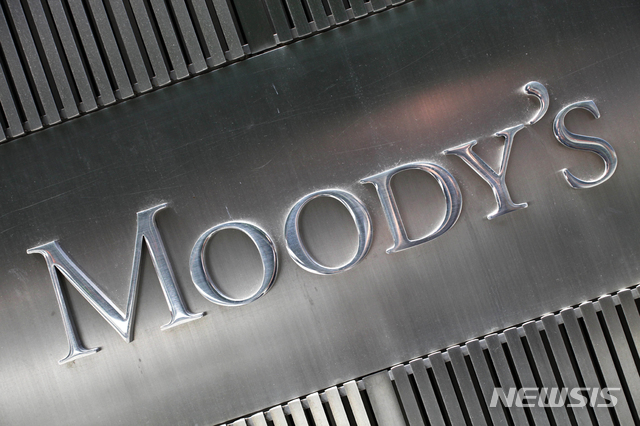 [뉴욕=AP/뉴시스] 뉴욕 무디스 본사(Moody's Corp.) 간판
