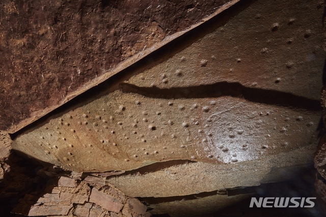 【함안=뉴시스】김기진 기자 =석곽내 천장개석 별자리. 2018.12.18. (사진=함안군 제공)&nbsp; photo@newsis.com 