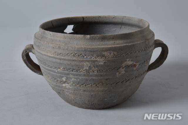 함안 아라가야 추정 왕성지 유적 출토 토기류
