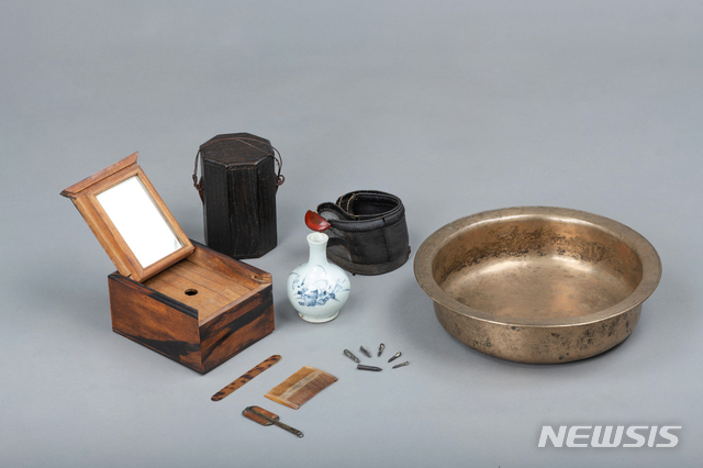 선비의 의관정제 도구