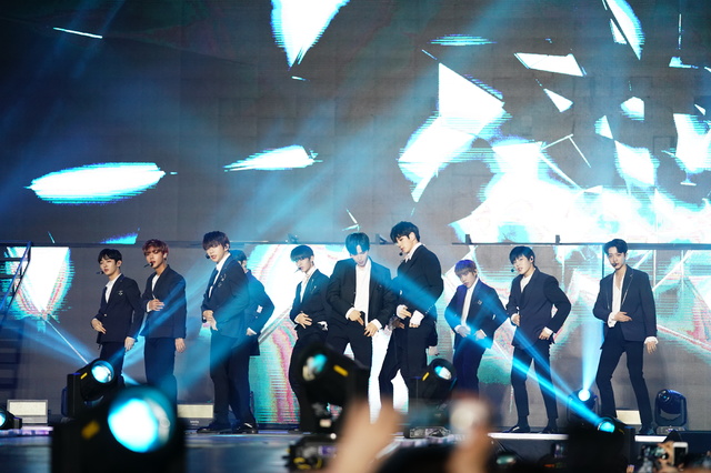 그룹 '워너원' 31일 계약 종료, 활동 마감은 1월27일