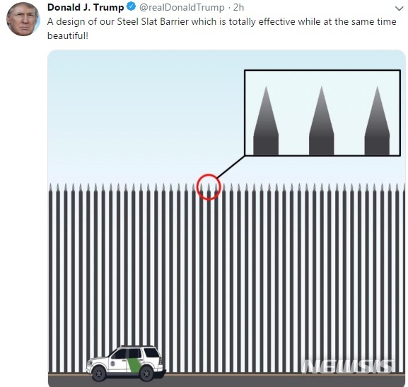【로스앤젤레스=뉴시스】 도널드 트럼프 미국 대통령이 21일(현지시간) 연방상원 의원들이 긴급지출 예산안 표결문제를 놓고 논의하는 동안 자신이 제안한 국경장벽 디자인을 트위터를 통해 공개했다.<사진출처=트럼프 대통령 트위터> 2018.12.21