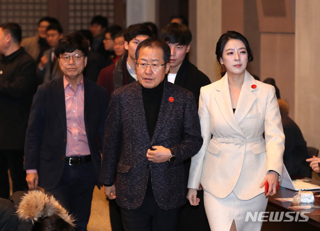 배현진 "계엄 두둔하더니 귀책 없는 듯 남탓"…홍준표 작심 비판