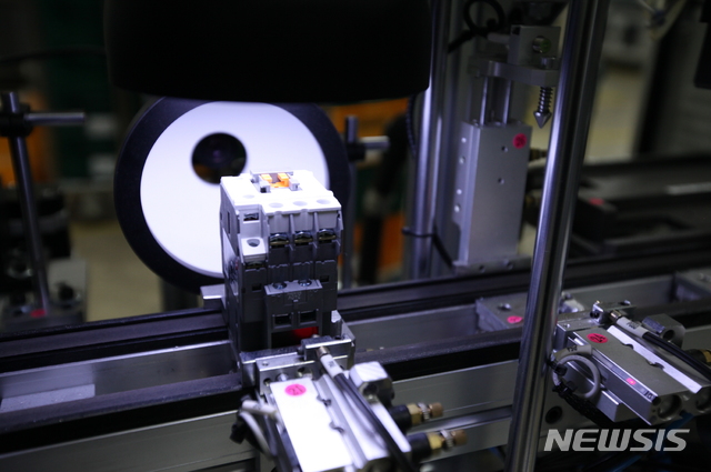 [新경제가 희망이다]제조업의 부활 '스마트 팩토리'에 있다