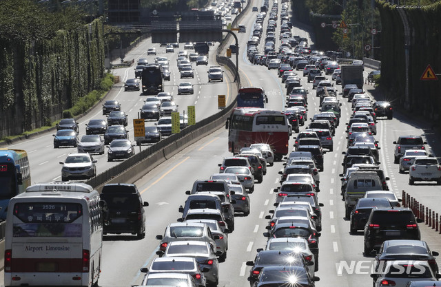 [종합]車보험료 3%대 인상…대형사 이번주, 중소형사 이달말