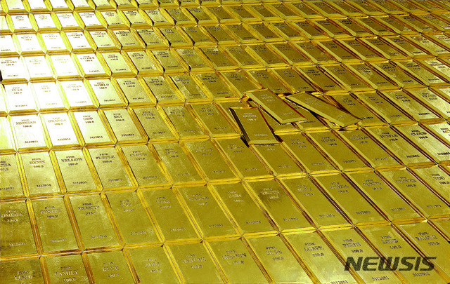 【서울=뉴시스】 장은선 화랑, 임영조 금괴 작업 개인전 