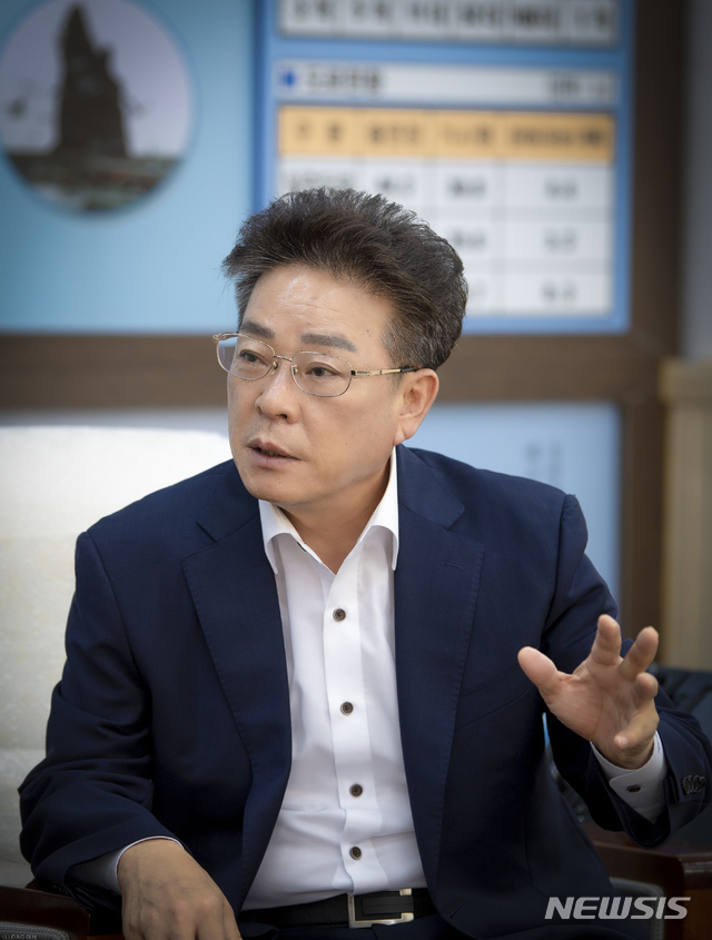 【울릉=뉴시스】강진구 기자 =사진은 김병수 울릉군수.2019.01.02.(사진=울릉군 제공) photo@newsis.com