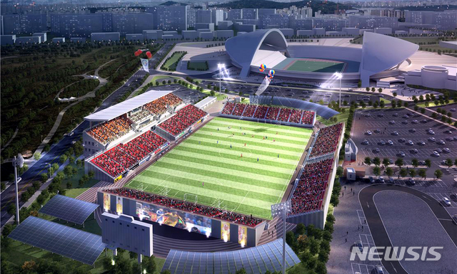 [광주=뉴시스] 광주월드컵경기장과 축구전용구장. (사진=광주시 제공) photo@newsis.com