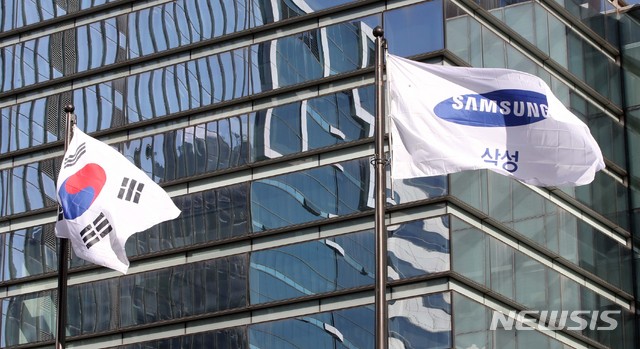 반도체 흔들…삼성그룹株 시총 한달 새 18조원 증발