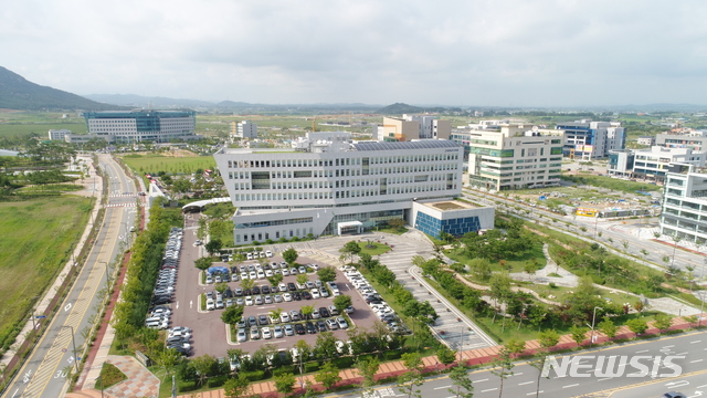 【홍성=뉴시스】충남도교육청 전경. (사진=뉴시스DB)