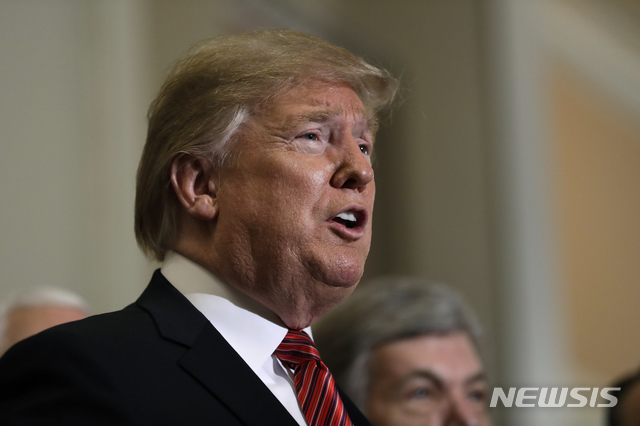 요미우리 "트럼프, 北에 2월 중순 베트남서 2차 정상회담 개최 제안" 