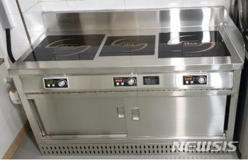 【서울=뉴시스】서울 은평구는 미세먼지로부터 영유아들을 보호하기 위해 어린이집 횐경개선에 힘쓰고 있다고 11일 밝혔다. 2019.01.11. (사진=은평구 제공)