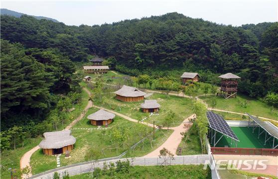 【부산=뉴시스】허상천 기자 = 부산 정관박물관은 오는 19일 초등 4~6학년생을 대상으로 겨울방학 교육 프로그램 ‘소두방 건축왕’을 진행한다고 14일 밝혔다. 2019.01.14. (사진 = 부산시 제공) photo@newsis.com