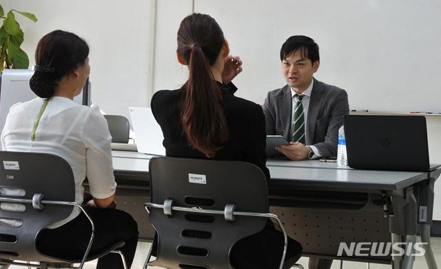  【전주=뉴시스】윤난슬 기자 = 일본 IT 중견기업인 ㈜ CAL의 혼다료타 인사부장이 인재 채용을 위해 전주대학교를 방문했다. 2019.01.14.(사진=전주대 제공) photo@newsis.com