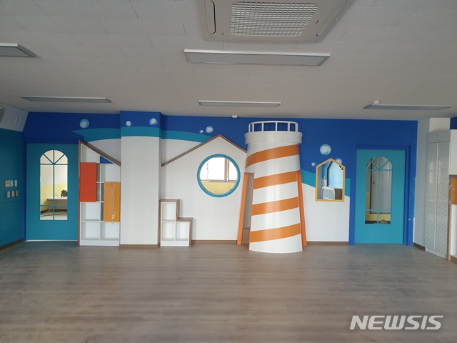 【창원=뉴시스】 홍정명 기자 = 미래교실 공간혁신 디자인이 적용된 경남 진주시 충무공초등학교 1학년 교실 내부.2019.01.15.(사진=경남도교육청 제공) photo@newsis.com