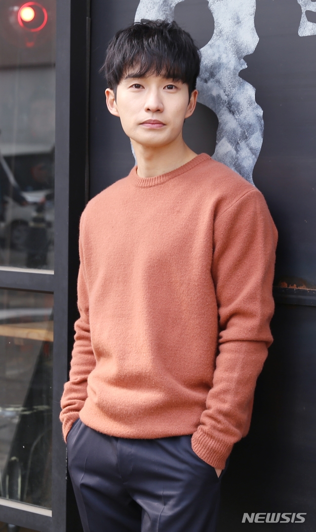 류덕환, 전수린과 8년 연애 끝에 결혼…축가는 이선빈