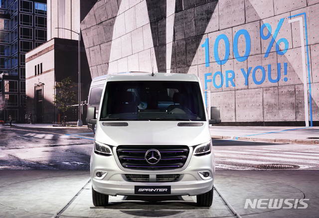 경찰차·캠핑카로 변신... 벤츠 '뉴 스프린터' 출시(종합)