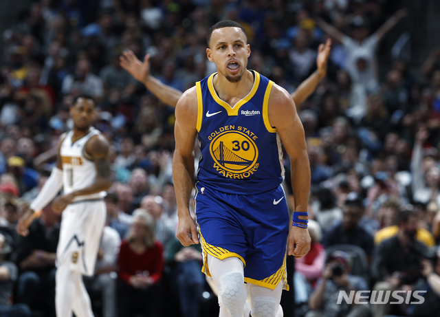 【덴버(미국)=AP/뉴시스】 스테픈 커리 