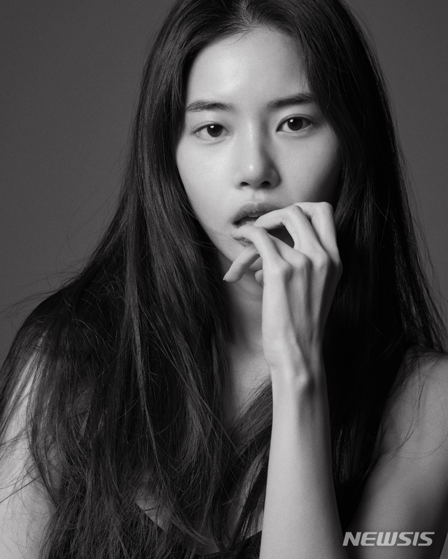 황승언, 빅픽처엔터테인먼트 새 둥지···'뷰티 여신' 