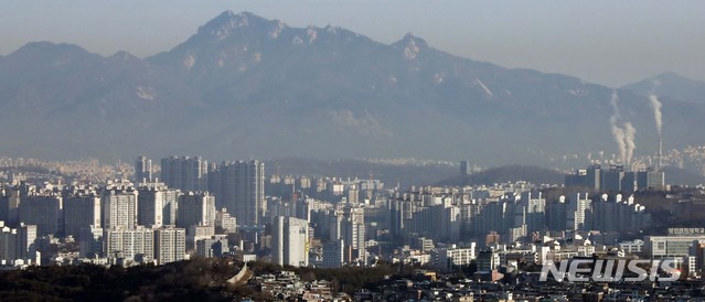 "공시지가 시세반영율 아파트의 절반"…경실련, 33개 아파트 실태 발표
