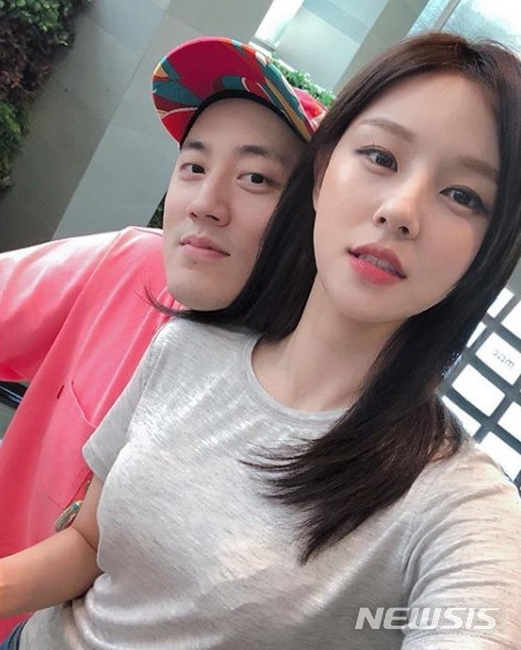 박서원(왼쪽), 조수애