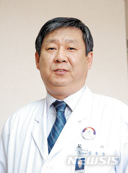 【전주=뉴시스】윤난슬 기자 = 전북대학교병원 마취통증의학과 김동찬 교수.