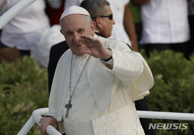 교황청 국무위원장 "중국과 대화의 문 열려 있어"