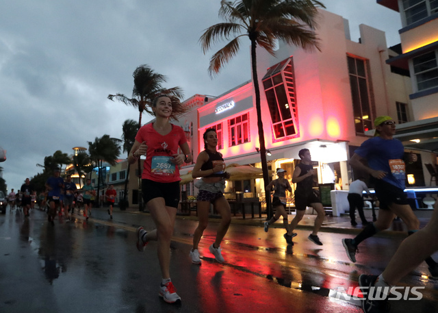 마이애미 마라톤서 케냐출신 신예선수 킵상 첫 우승 