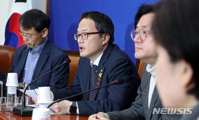 【서울=뉴시스】홍효식 기자 = 사법농단세력 및 적폐청산 대책위원회 박주민 위원장. 2019.01.31. yesphoto@newsis.com