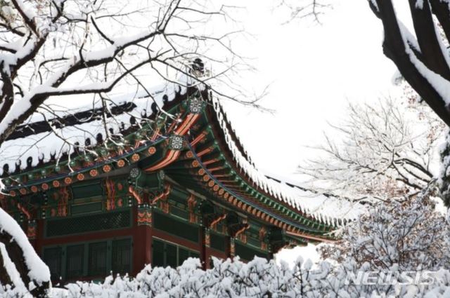 【서울=뉴시스】메이필드호텔 설경