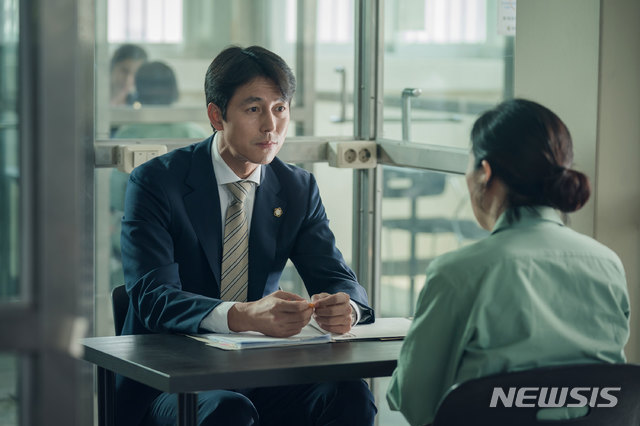 [리뷰]"당신은 좋은 사람입니까"...영화 '증인'이 던지는 질문