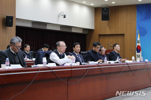 【홍성=뉴시스】2019년 토지행정 운영계획 공유 토론회 모습. 