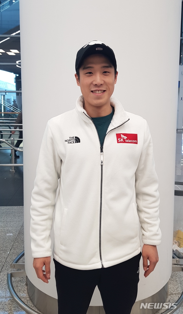 【인천공항=뉴시스】 김희준 기자 = 한국 스피드스케이팅 대표팀 엄천호. 2019.02.12&nbsp; jinxijun@newsis.com