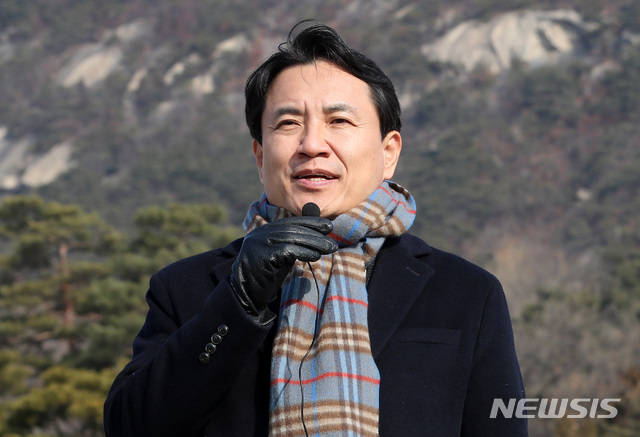 【서울=뉴시스】이영환 기자 = 자유한국당 당권 주자인 김진태 의원. 2019.02.13. 20hwan@newsis.com