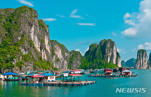 【서울=뉴시스】베트남 하노이 연계 관광지 할롱베이 (사진=스카이스캐너)