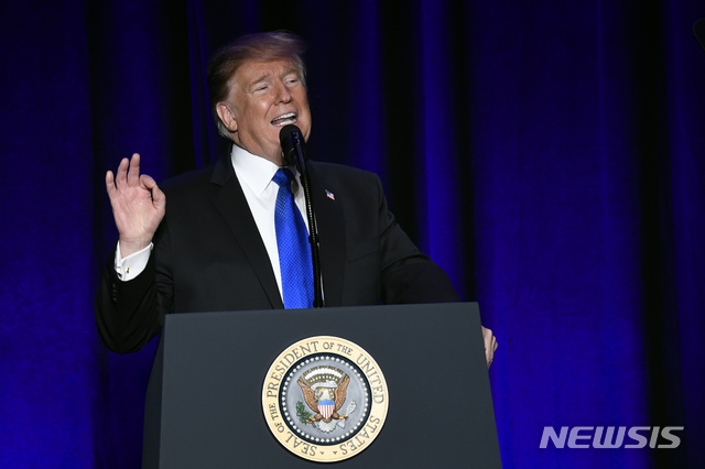 트럼프, 자동차 '관세 폭탄' 던지나…협상 카드로 활용할 듯