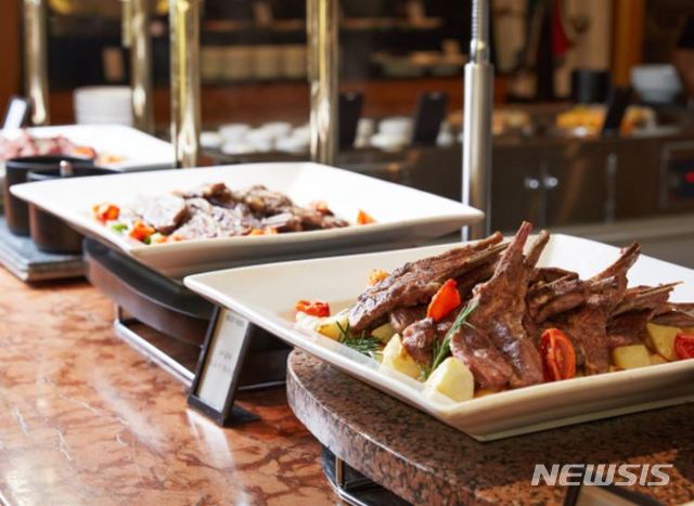 【서울=뉴시스】그랜드 힐튼 서울 '뷔페 레스토랑'