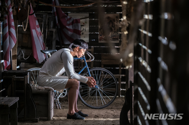 자전거로 민족 자긍심 회복 건각, 영화 '자전차왕 엄복동'