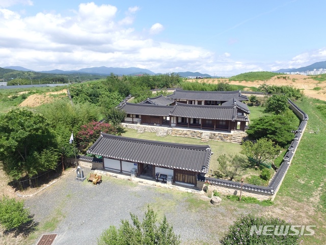 【울산=뉴시스】박일호 기자 = 3·1운동 100주년을 맞아 대한광복회 총사령을 지낸 울산 출신 독립운동가 고헌 박상진 의사의 훈격 상향을 요구하는 목소리가 높아지고 있다. 사진은 울산시 북구 박상진길 23에 위치한 박상진 의사 생가. 2019.02.27. (사진=울산시 북구 제공) photo@newsis.com