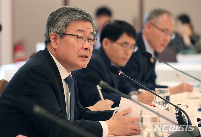 저소득 구직자에 6개월 급여…한국형 실업부조 지원규모 상반기 확정