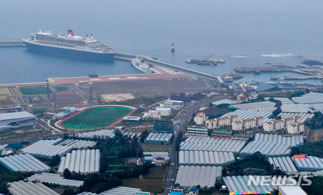 [제주=뉴시스] 제주 서귀포시 강정동 제주민군복합형관광미항. (사진=뉴시스 DB). photo@newsis.com 