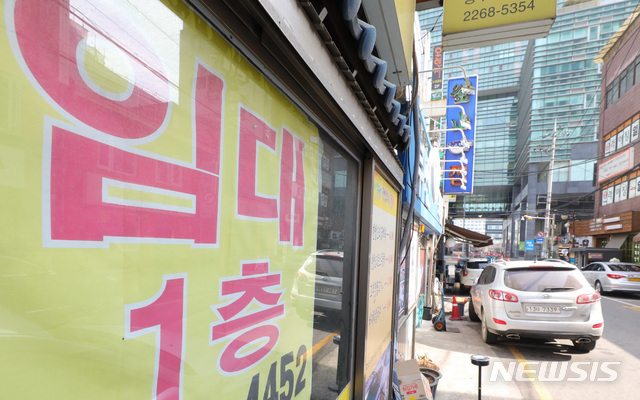 [국세통계]'창업연령 높아졌다' 4명중 1명 50대…60대도 10% 넘어