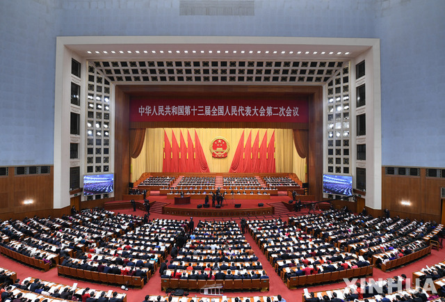 中, 외국인투자법 막판 수정…'기업 기밀 누설한 관리 처벌'