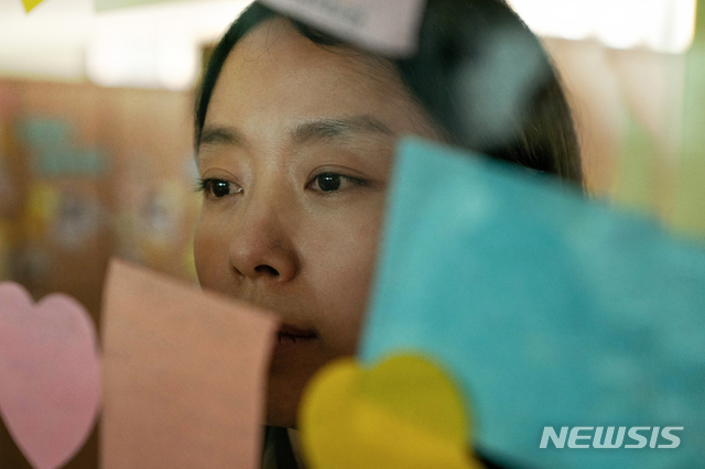 '생일' 설경구·전도연, 18년만에 재회···"세월호 아픔 잊지 않겠다"