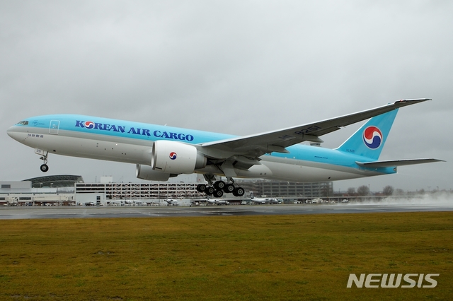 【서울=뉴시스】대한항공 보잉 777F 화물기. 2019.03.11 (사진 = 대한항공 제공) photo@newsis.com