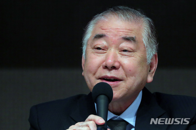 【서울=뉴시스】배훈식 기자 = 12일 오전 서울 중구 한국프레스센터에서 열린 관훈토론회에 참석한 문정인 대통령 통일외교안보특보가 기조발언을 하고 있다. 2019.03.12.&nbsp; dahora83@newsis.com