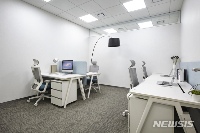 【서울=뉴시스】워크플렉스 롯데월드타워 4인실