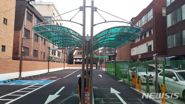 서울 강동구 둔촌역전통시장 공영주차장 전경. (사진=강동구청 제공) 2019.03.22.